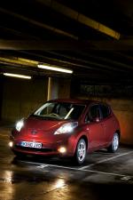 Nissan Leaf 2011 года (UK)